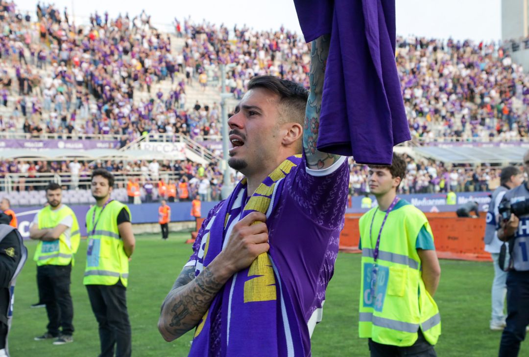 Venuti, cuore viola. Rivivi l’addio del giocatore e gli applausi del Franchi - immagine 14