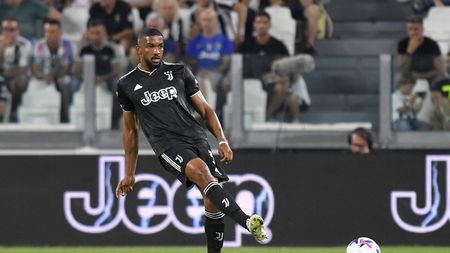 TURIN, ITALY - AUGUST 31: Bremer of Juventus during the Serie A match between Juventus and Spezia Calcio at Allianz Stadium on August 31, 2022 in Turin, Italy. (Photo by Filippo Alfero - Juventus FC/Juventus FC via Getty Images )