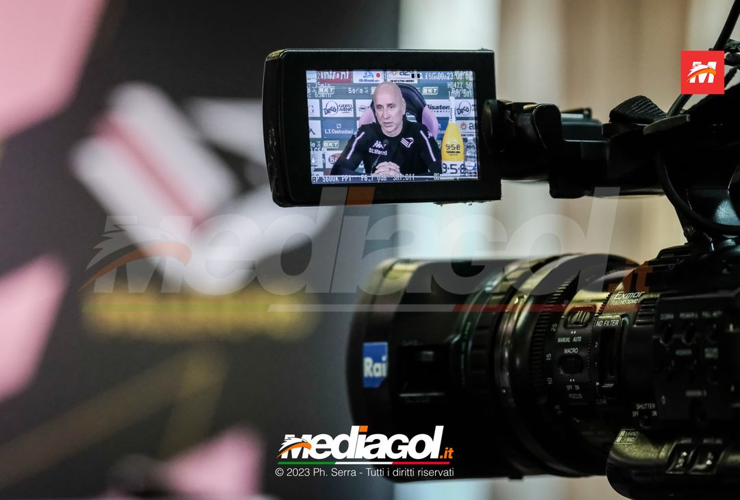 FOTO PALERMO, verso la Reggina: Mister Corini in conferenza stampa (Gallery) - immagine 7