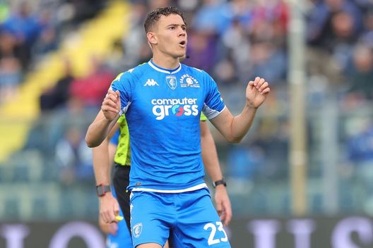 Vice Brozovic, l’identikit dell’Inter porta ad Asllani: pronta la carta Esposito- immagine 3