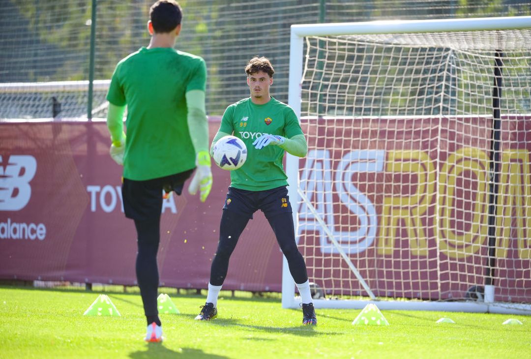 Trigoria, seduta tra palestra e campo verso Roma-Napoli – FOTO GALLERY - immagine 23