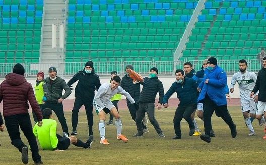 Foto tratta dalla pagina Facebook "Calcio Sovietico" Foto tratta dalla pagina Facebook "Calcio Sovietico"