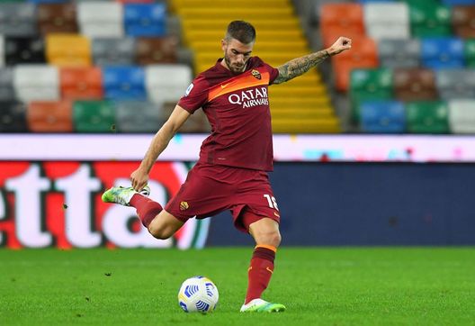 UDINE, ITALY - OCTOBER 03: Davide Santon of AS Roma in action during the Serie A match between Udinese Calcio and AS Roma at Dacia Arena on October 03, 2020 in Udine, Italy. (Photo by Alessandro Sabattini/Getty Images) 