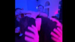 VIDEO / Compleanno Calhanoglu: tutti scatenati, Pavard messo in mezzo da Sommer e Klaassen