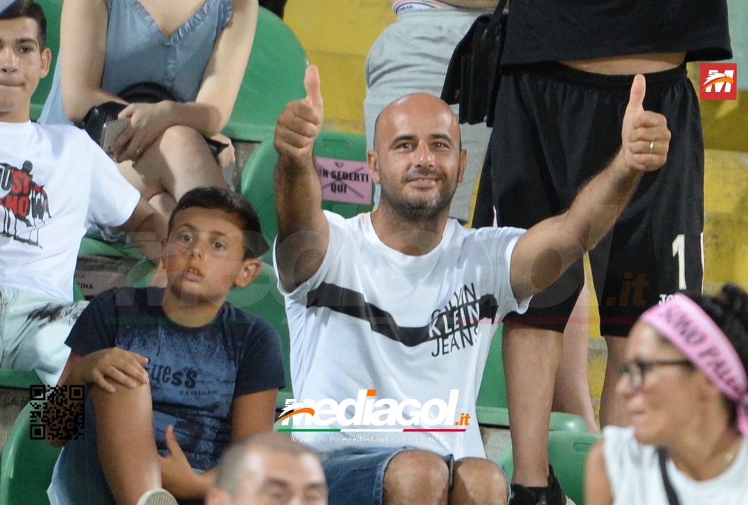 FOTOTIFO, Palermo-Reggiana 3-2 i tifosi allo stadio (gallery) - immagine 18