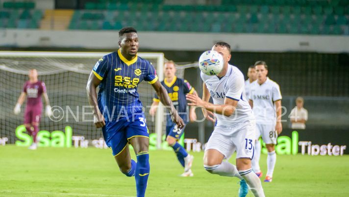 Mosquera: “Concentrati sul Parma, è una partita speciale” Mosquera: “Concentrati sul Parma, è una partita speciale” - immagine 1