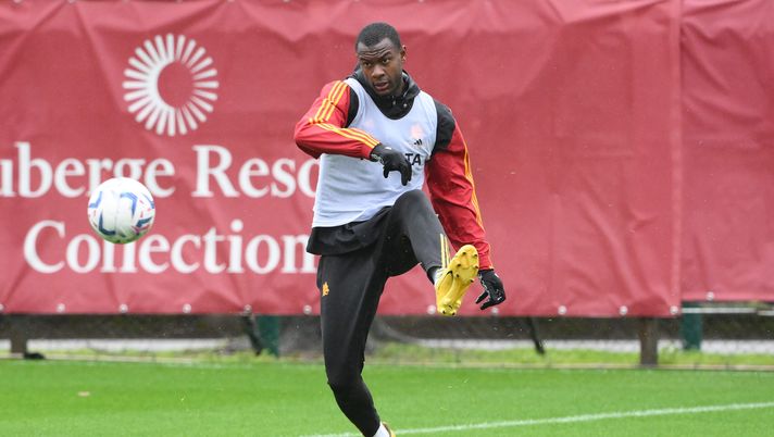 Roma, la ripresa degli allenamenti a Trigoria: ci sono Mancini e Ndicka - immagine 1