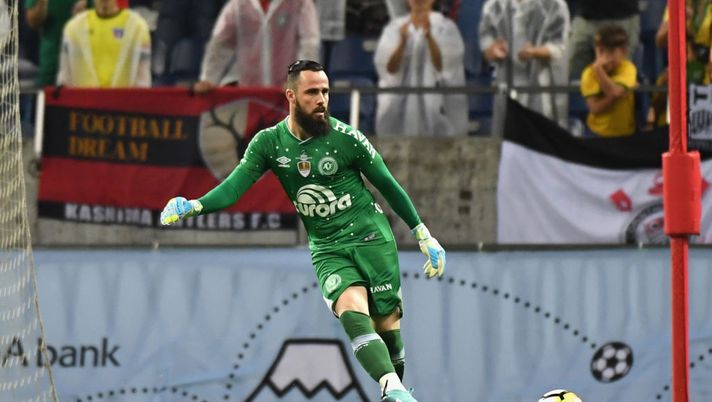 SAITAMA, JAPAN - AUGUST 15: Jandrei of Chapecoense in action during the Suruga Bank Championship match between Urawa Red Diamonds and Chapecoense at Saitama Stadium on August 15, 2017 in Saitama, Japan. (Photo by Masashi Hara/Getty Images) SAITAMA, JAPAN - AUGUST 15: Jandrei of Chapecoense in action during the Suruga Bank Championship match between Urawa Red Diamonds and Chapecoense at Saitama Stadium on August 15, 2017 in Saitama, Japan. (Photo by Masashi Hara/Getty Images)
