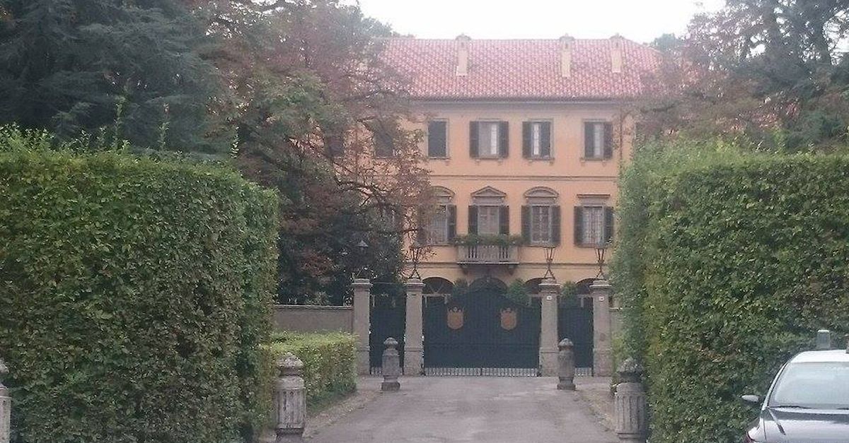 Arcore Incontro Nel Pomeriggio Tra Berlusconi Barbara E Galliani Pianeta Milan