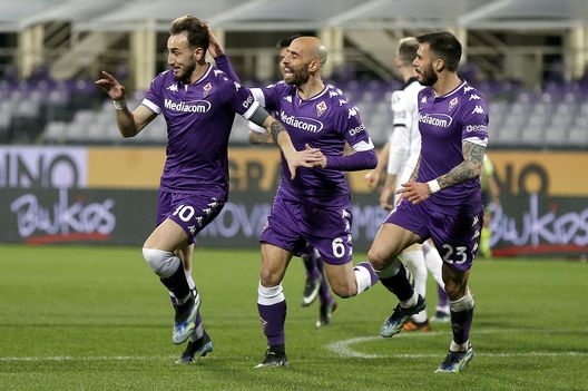 FLORENCE, ITALY - FEBRUARY 19: Gaetano Castrovilli of ACF Fiorentina celebrates after scoring a goal during the Serie A match between ACF Fiorentina and Spezia Calcio at Stadio Artemio Franchi on February 19, 2021 in Florence, Italy. (Photo by Gabriele Maltinti/Getty Images) FLORENCE, ITALY - FEBRUARY 19: Gaetano Castrovilli of ACF Fiorentina celebrates after scoring a goal during the Serie A match between ACF Fiorentina and Spezia Calcio at Stadio Artemio Franchi on February 19, 2021 in Florence, Italy. (Photo by Gabriele Maltinti/Getty Images)