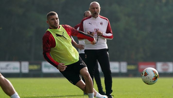 Ante Rebic a Milanello, @acmilan 