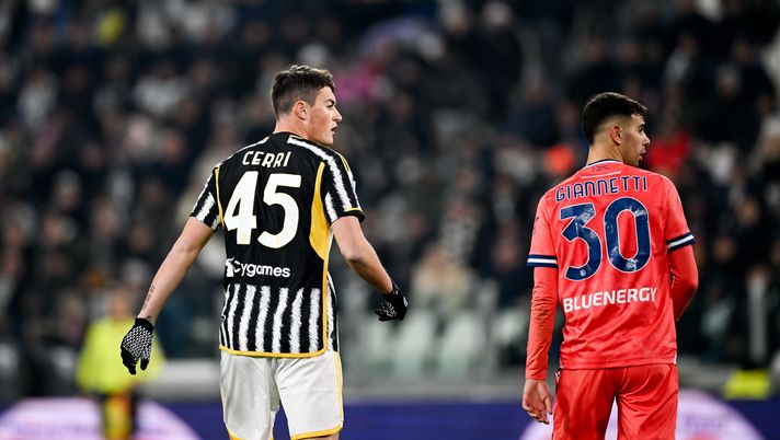 TURIN, ITALY - FEBRUARY 12: Leonardo Cerri of Juventus and Lautaro Giannetti of Udinese look on during the Serie A TIM match between Juventus and Udinese Calcio - Serie A TIM at Allianz Stadium on February 12, 2024 in Turin, Italy. (Photo by Daniele Badolato - Juventus FC/Juventus FC via Getty Images ) Udinese | Giannetti: “Dedico il gol alla mia famiglia e alla gente di Udine” - immagine 1