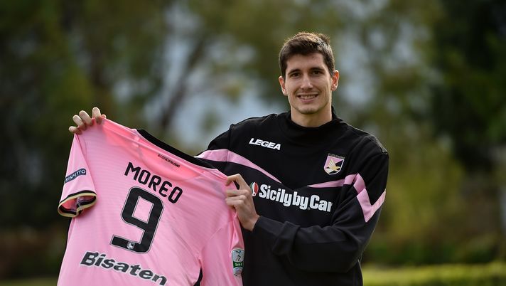 PALERMO, ITALY - JANUARY 15:  Stefano Moreo poses during his presentation as new player of US Citta' di Palermo at Carmelo Onorato training center on January 15, 2018 in Palermo, Italy.  (Photo by Tullio M. Puglia/Getty Images) 