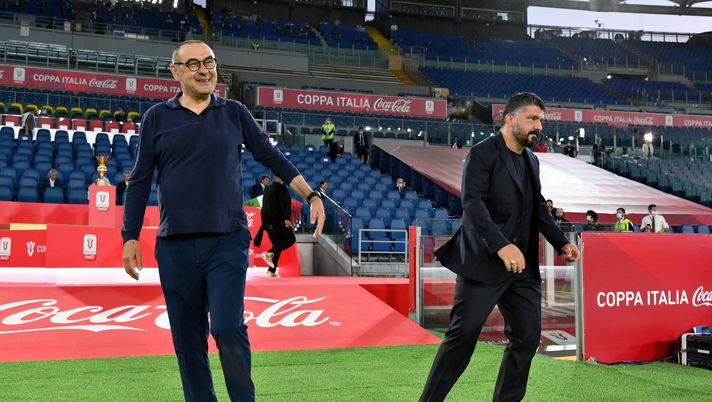 ROME, ITALY - JUNE 17:  head coach of Juventus Maurizio Sarri jokes with head coach of SSC Napoli Gennaro Gattuso before the Coppa Italia Final match between Juventus and SSC Napoli at Olimpico Stadium on June 17, 2020 in Rome, Italy.  (Photo by Marco Rosi/Getty Images) 