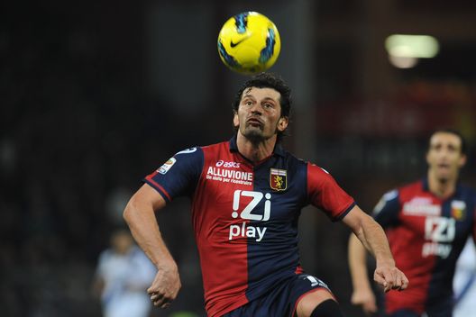 GENOA, ITALY - DECEMBER 13: Kakhaber Kaladze of Genoa CFC in action during the Serie A match between Genoa CFC and FC Internazionale Milano at Stadio Luigi Ferraris on December 13, 2011 in Genoa, Italy. (Photo by Valerio Pennicino/Getty Images) GENOA, ITALY - DECEMBER 13: Kakhaber Kaladze of Genoa CFC in action during the Serie A match between Genoa CFC and FC Internazionale Milano at Stadio Luigi Ferraris on December 13, 2011 in Genoa, Italy. (Photo by Valerio Pennicino/Getty Images)