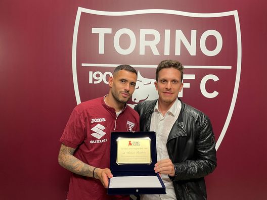 Sanabria vince il Toro News Award 2022/2023: la premiazione dopo Torino-Inter- immagine 2