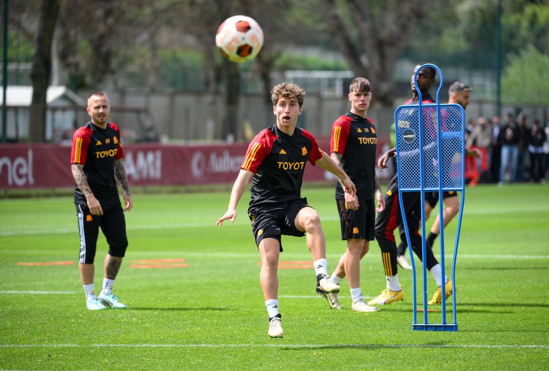 Roma, l’allenamento a Trigoria alla viglia del Milan: c’è Mancini – FOTOGALLERY - immagine 20