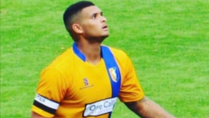 Ex difensore inglese ora fa il vigile del fuoco: nel 2021 nominato per un “Pride of Britain Award” - immagine 1