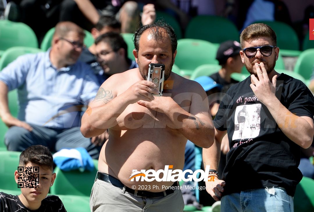 FOTOTIFO Palermo-Spal 2-1, gli scatti ai tifosi al “Renzo Barbera” (GALLERY) - immagine 7