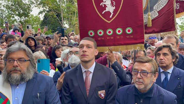 Belotti a furor di popolo: acclamato a Superga, i tifosi gli chiedono di restare - immagine 1