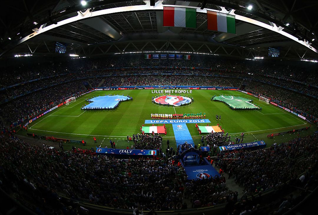  LILLE, FRANCE - JUNE 22:  Players line up for the national anthems prior to the UEFA EURO 2016 Group E match between Italy and Republic of Ireland at Stade Pierre-Mauroy on June 22, 2016 in Lille, France.  (Photo by Clive Rose/Getty Images) 