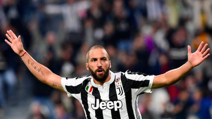 Pjanic a sorpresa: “Higuain è motivato, vuole esserci. La mano sta bene” Pjanic a sorpresa: “Higuain è motivato, vuole esserci. La mano sta bene” - immagine 1