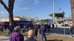 VIDEO VN – Il pullman viola arriva a Empoli: c’è ancora entusiasmo tra i tifosi