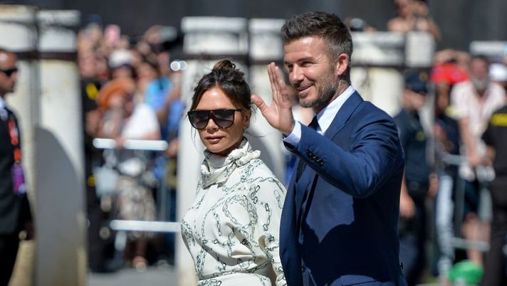 Suo figlio Brooklyn si è sposato. “Victoria Beckham best suocera dell’anno” - immagine 1