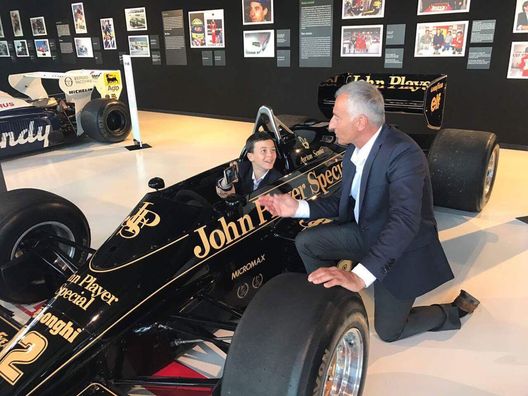  Lorenzo Patrese qualche anno fa con il papà 