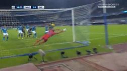 Napoli-Manchester City 1-1, Otamendi sovrasta Hysaj e risponde ad Insigne |VIDEO