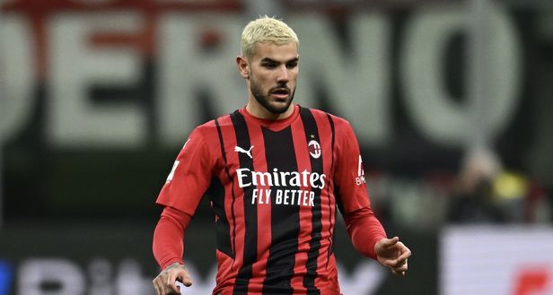 Theo Hernández (difensore AC Milan), qui durante Milan-Lazio 4-0 (Coppa Italia 2021-2022) | News (Getty Images) Theo Hernández AC Milan
