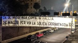 Lazio, striscione al Colosseo: “26 maggio la solita giornataccia”