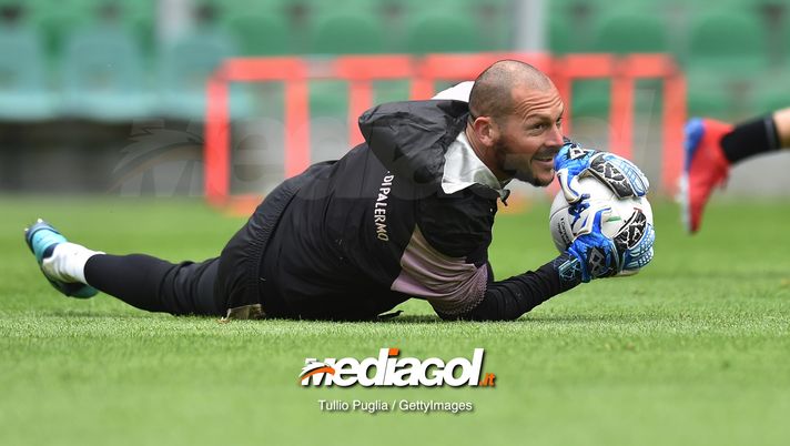 PALERMO, ITALY - MARCH 28: Alberto Pomini of Palermo in action during a training session at Stadio Renzo Barbera on March 28, 2019 in Palermo, Italy. (Photo by Tullio M. Puglia/Getty Images)  PALERMO, ITALY - MARCH 28: Alberto Pomini of Palermo in action during a training session at Stadio Renzo Barbera on March 28, 2019 in Palermo, Italy. (Photo by Tullio M. Puglia/Getty Images)