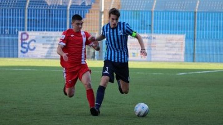 Pareggio senza reti nel derby di Lecco, nella foto Zonacalciofaidate.it Pareggio senza reti nel derby di Lecco, nella foto Zonacalciofaidate.it