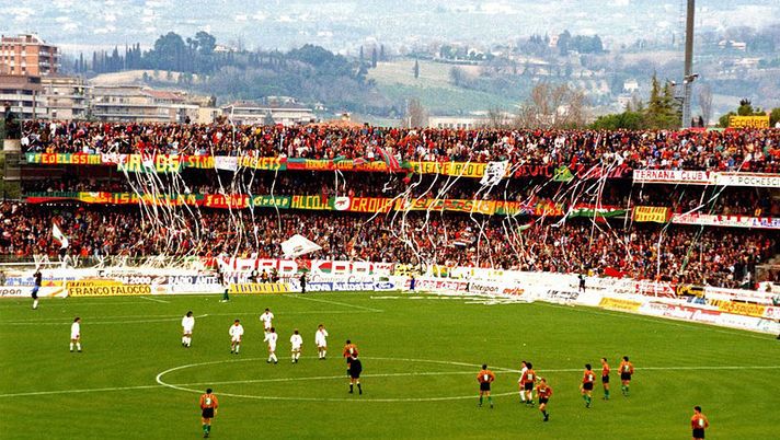 Foto da Ilnobilecalcio.it Siderurgia vs Università, il derby Ternana-Perugia: e il frate… - immagine 1