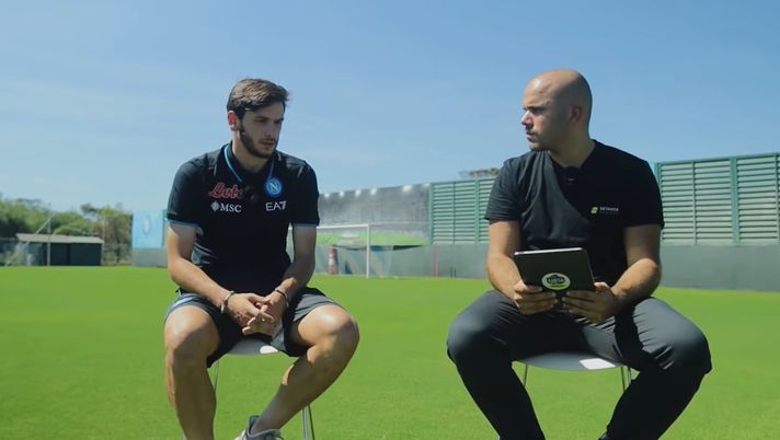 VIDEO Kvaratskhelia: “Di Napoli mi incuriosivano due cose, Mario Rui mio ‘cicerone'” - immagine 1