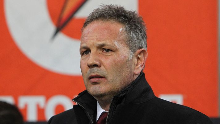 Torino, Mihajlovic: “Rigore? Sapevo che Belotti avrebbe sbagliato, poi però ho voluto rincuorarlo” Torino, Mihajlovic: “Rigore? Sapevo che Belotti avrebbe sbagliato, poi però ho voluto rincuorarlo”