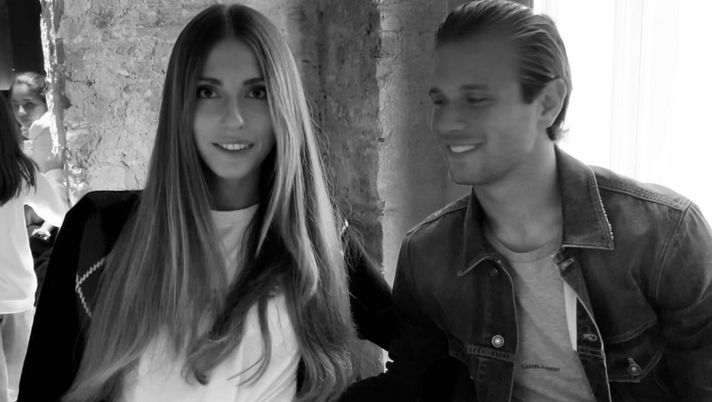 Sara Bergomi e Gabriele Gori, il bacio su Instagram fa il pieno di like Sara Bergomi e Gabriele Gori, il bacio su Instagram fa il pieno di like - immagine 1