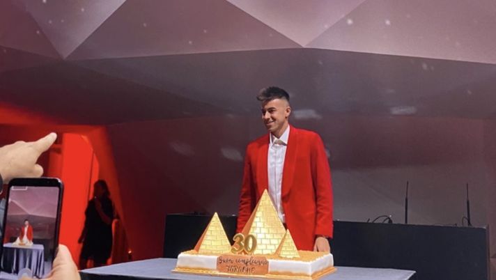 El Shaarawy, mega party per i 30 anni tra show ed emozioni: presente la squadra - immagine 1