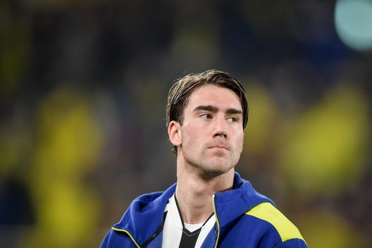 VILLARREAL, SPAIN - FEBRUARY 22: Dusan Vlahovic of Juventus during the UEFA Champions League Round Of Sixteen Leg One match between Villarreal CF and Juventus at Estadio de la Ceramica on February 22, 2022 in Villarreal, Spain. (Photo by Daniele Badolato - Juventus FC/Juventus FC via Getty Images) VILLARREAL, SPAIN - FEBRUARY 22: Dusan Vlahovic of Juventus during the UEFA Champions League Round Of Sixteen Leg One match between Villarreal CF and Juventus at Estadio de la Ceramica on February 22, 2022 in Villarreal, Spain. (Photo by Daniele Badolato - Juventus FC/Juventus FC via Getty Images)