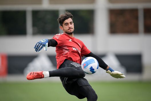 TURIN, ITALY - SEPTEMBER 16: Juventus player Mattia Perin during a training session at JTC on September 16, 2021 in Turin, Italy. (Photo by Daniele Badolato - Juventus FC/Juventus FC via Getty Images) Consigli Fantacalcio, 3 portieri per la seconda giornata: fiducia a Meret e Perin!- immagine 4