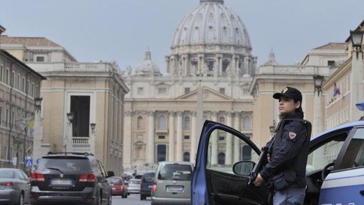 A Che Ora Chiude Porte Di Roma