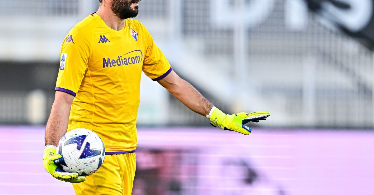 La Fiorentina presenta le sue prime maglie firmate Kappa