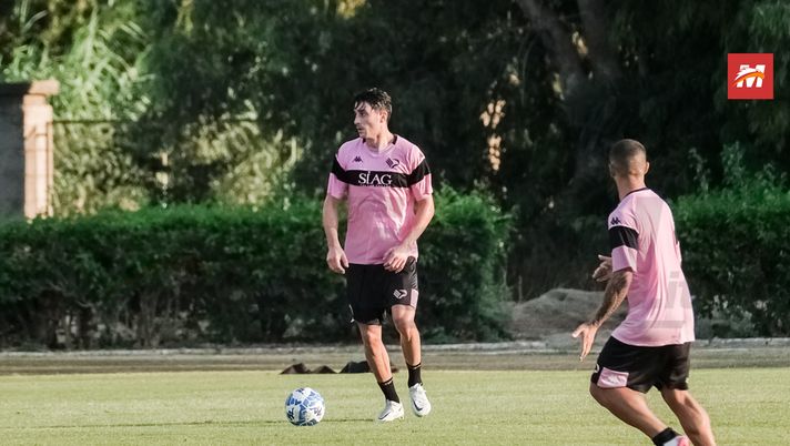 Palermo, sfida rosa in Nations League: Nedelcearu e Saric avversari in Romania-Bosnia Palermo, sfida rosa in Nations League: Nedelcearu e Saric avversari in Romania-Bosnia - immagine 1