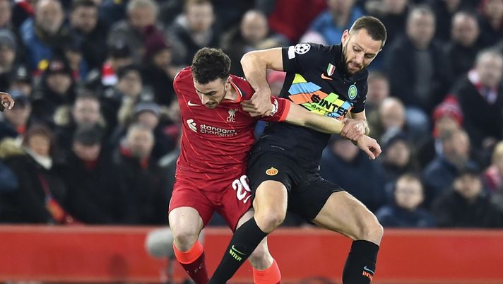 Fantacalcio Inter, le condizioni aggiornate di de Vrij e Brozovic: il difensore salta Torino - immagine 1