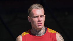 Roma-Atalanta, Karsdorp presente in tribuna con le stampelle