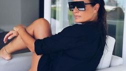 Alena Seredova, l’affetto per la Juventus è intatto: “Anche in vacanza bianco e nero”