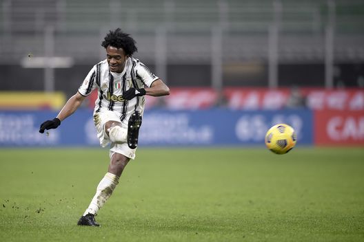 Juan Cuadrado in azione contro l'Inter Juan Cuadrado in azione contro l'Inter