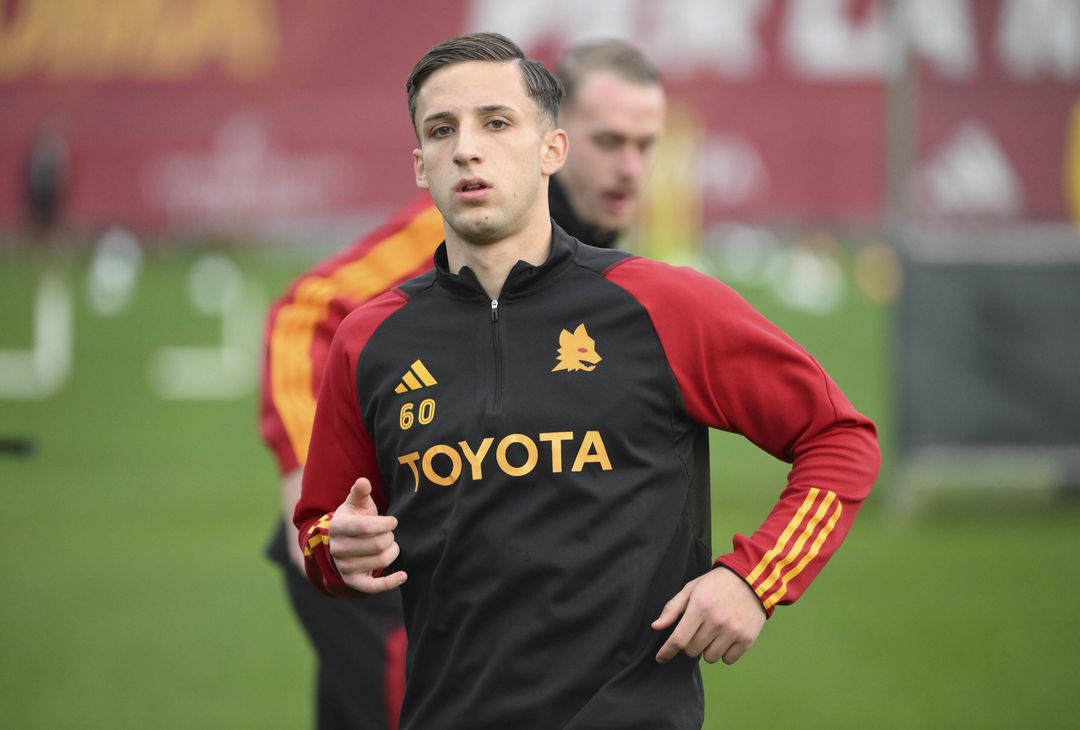 Roma, a Trigoria il primo allenamento del 2024: c’è Kumbulla  – FOTOGALLERY - immagine 25