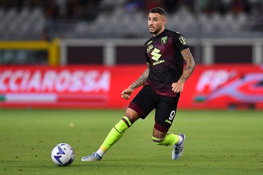 TURIN, ITALY - AUGUST 06: Antonio Sanabria of Torino FC in action during the Coppa Italia match between Torino FC and Palermo at Olimpico Stadium on August 6, 2022 in Turin, Italy. (Photo by Valerio Pennicino/Getty Images) Torino, i cambi a gara in corsa non incidono: Juric non trova gol dalla panchina- immagine 3